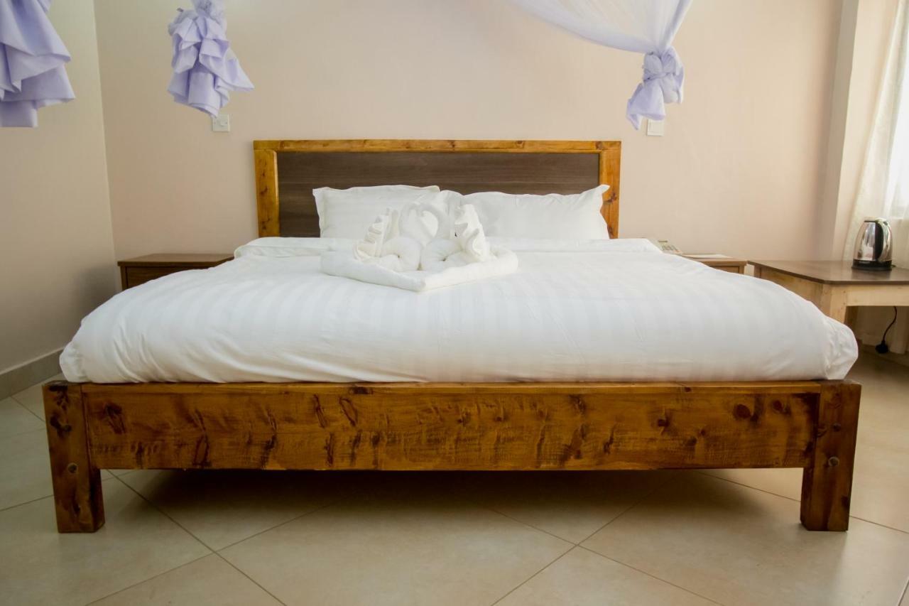 Paleo Hotel And Spa Thika Exterior photo