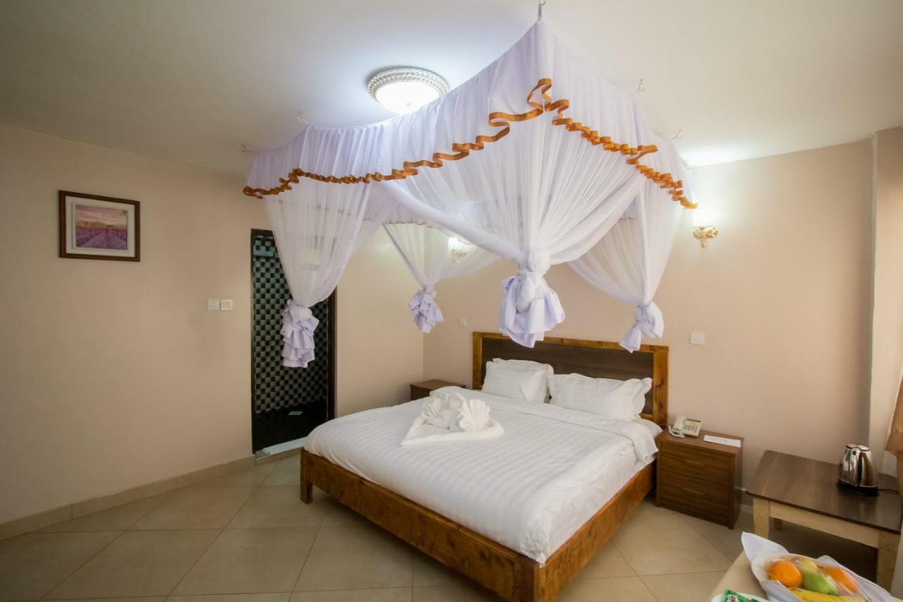 Paleo Hotel And Spa Thika Exterior photo